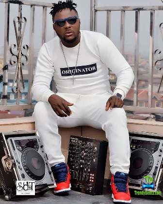 Dj Baddo